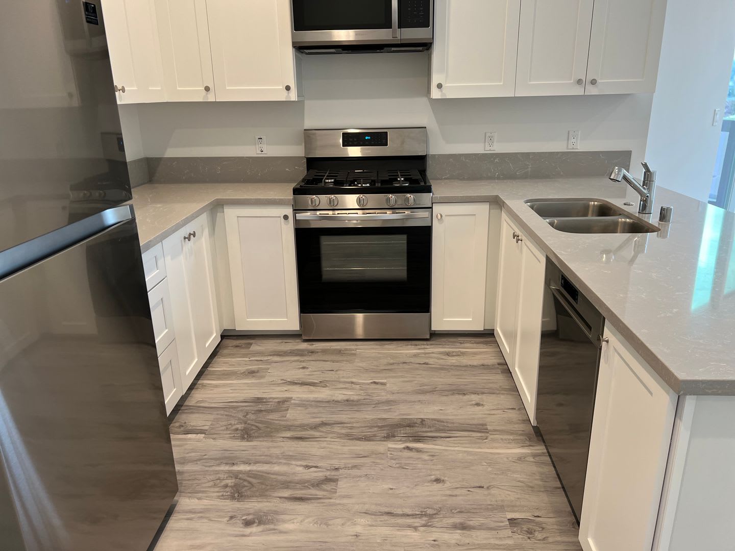 Bunker Heights Apartments – photo 3