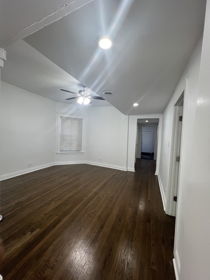 6151 S Langley Avenue – photo 4
