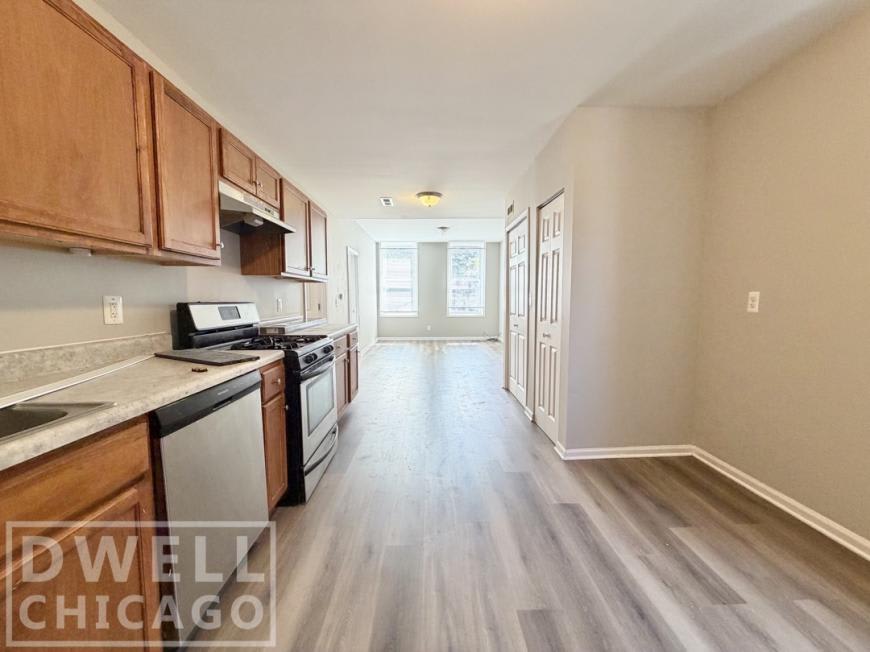 2131 South Fairfield – photo 1