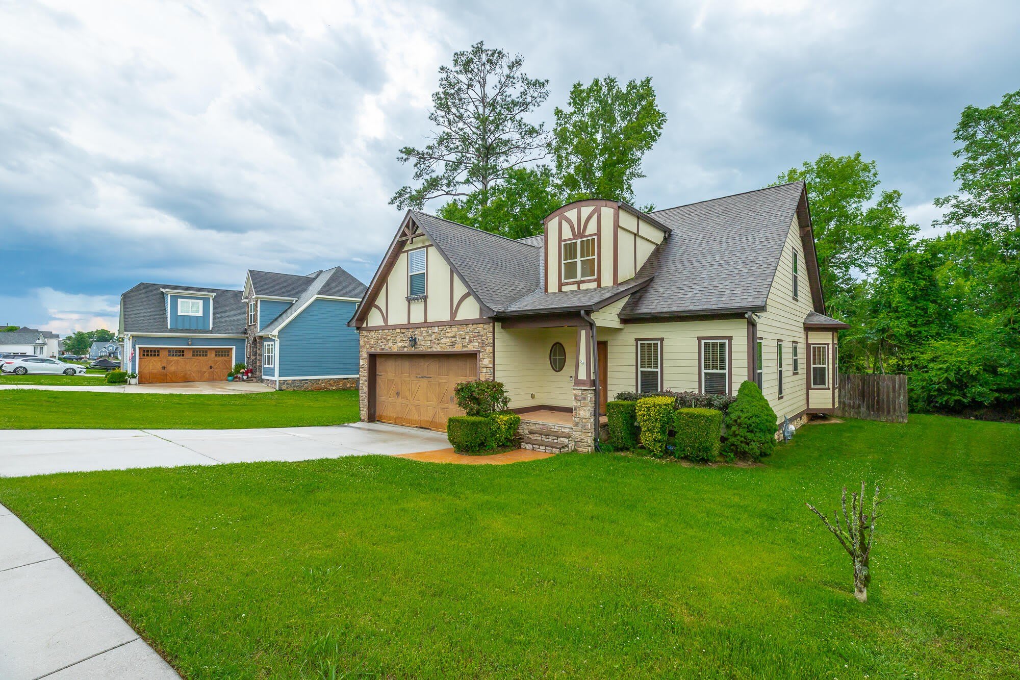 1857 Holly Oak Lane – photo 2