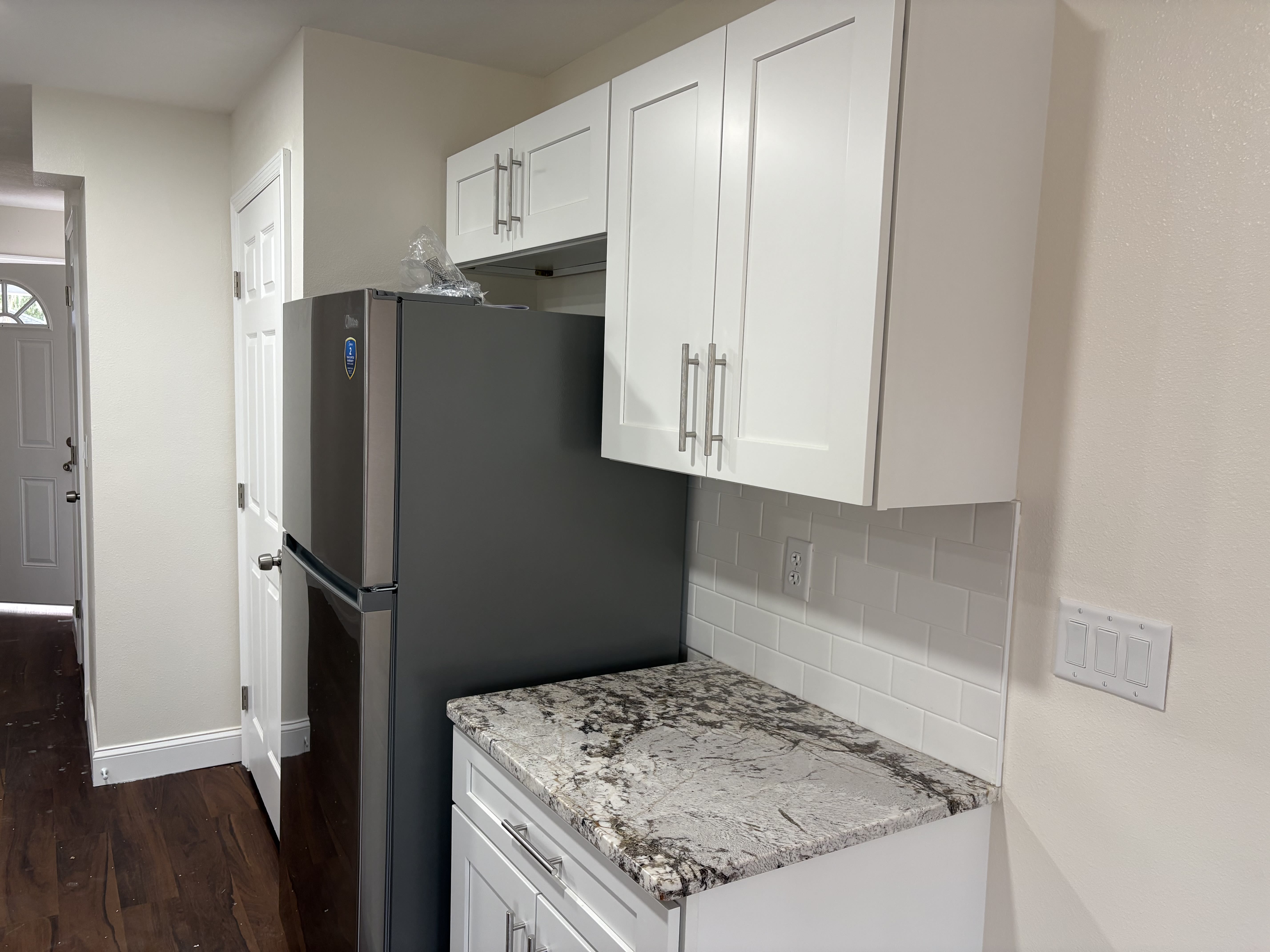 1702 West Granfield Avenue – photo 5