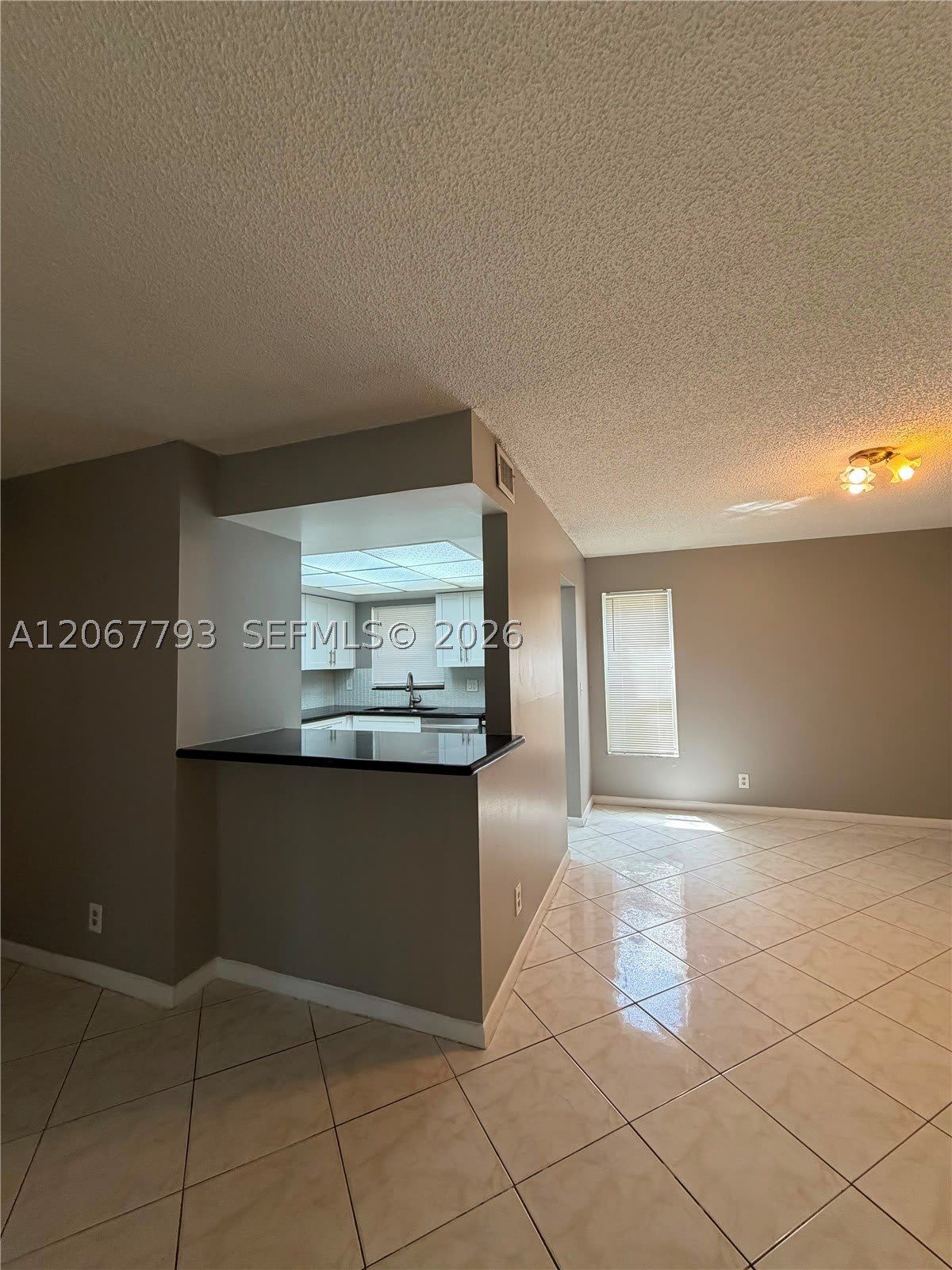 3100 Riverside Dr – photo 4