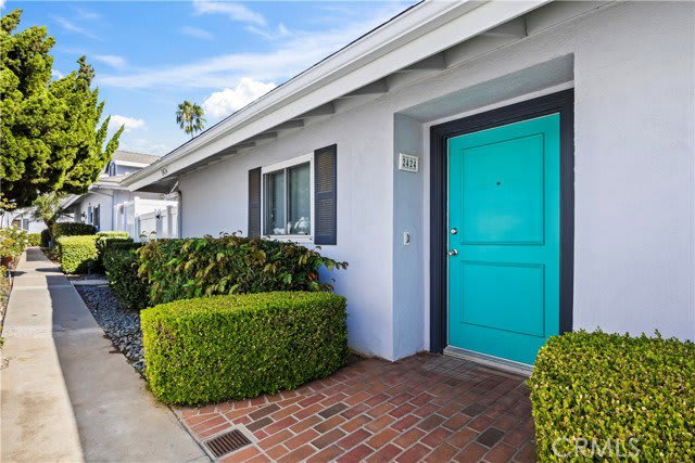 2424 University Drive – photo 2