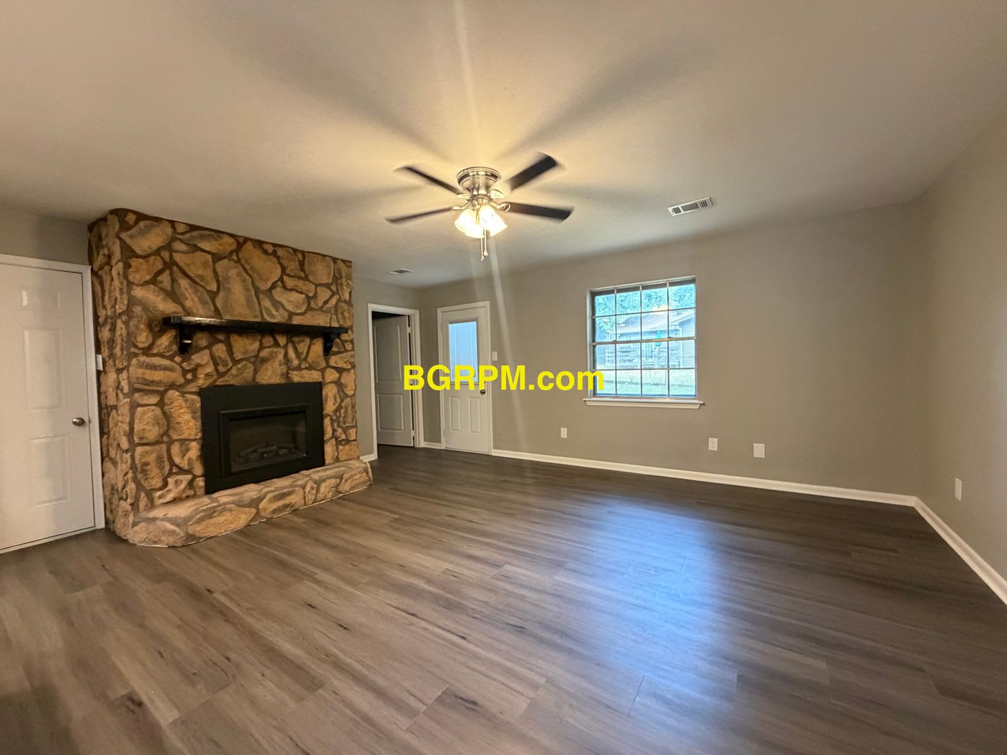3 BD 2 BA – photo 5