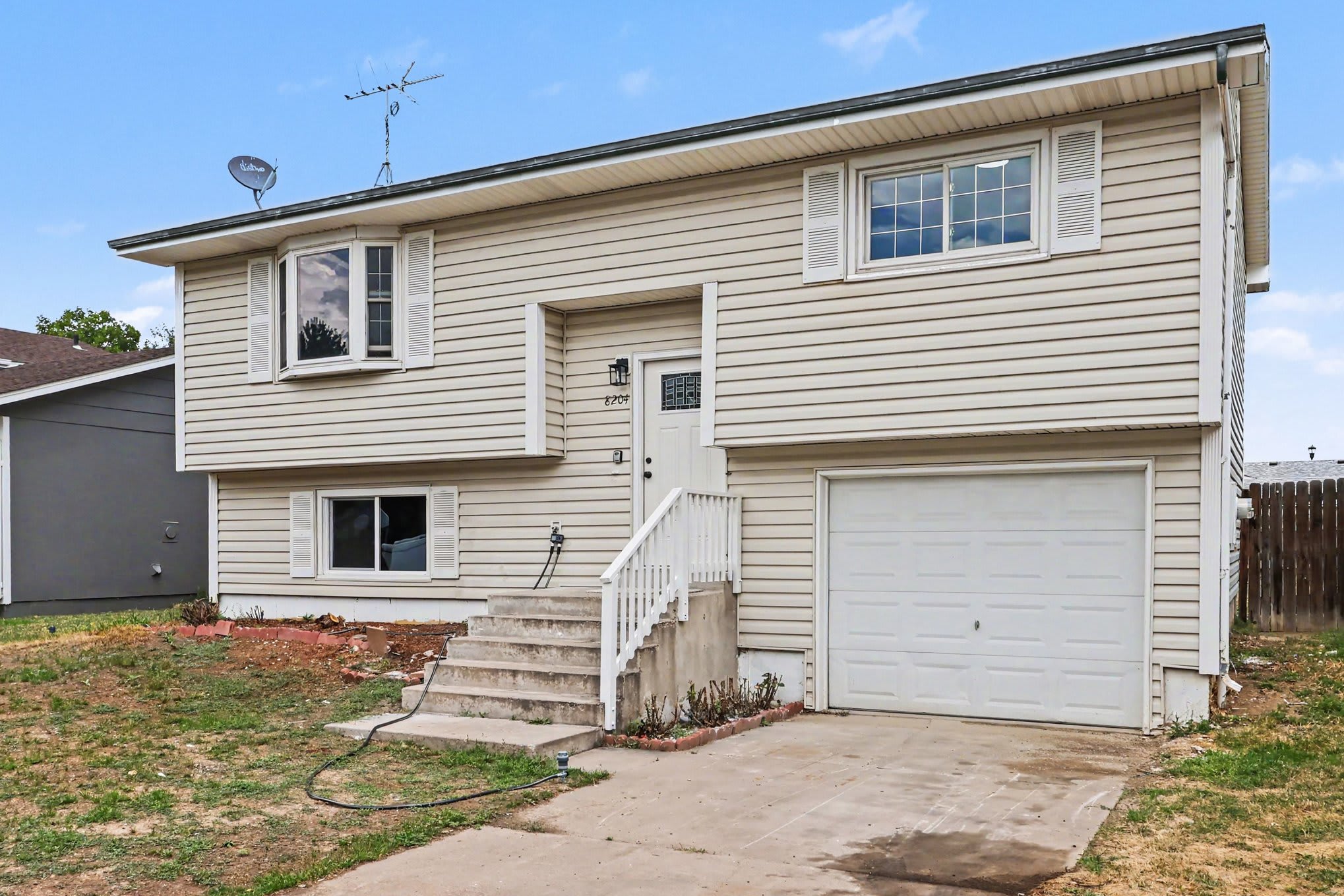 8204 Hallett Court – photo 3