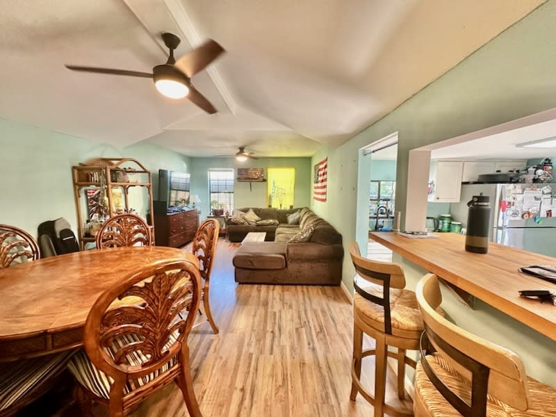 2214 Wind Trace Road North – photo 2
