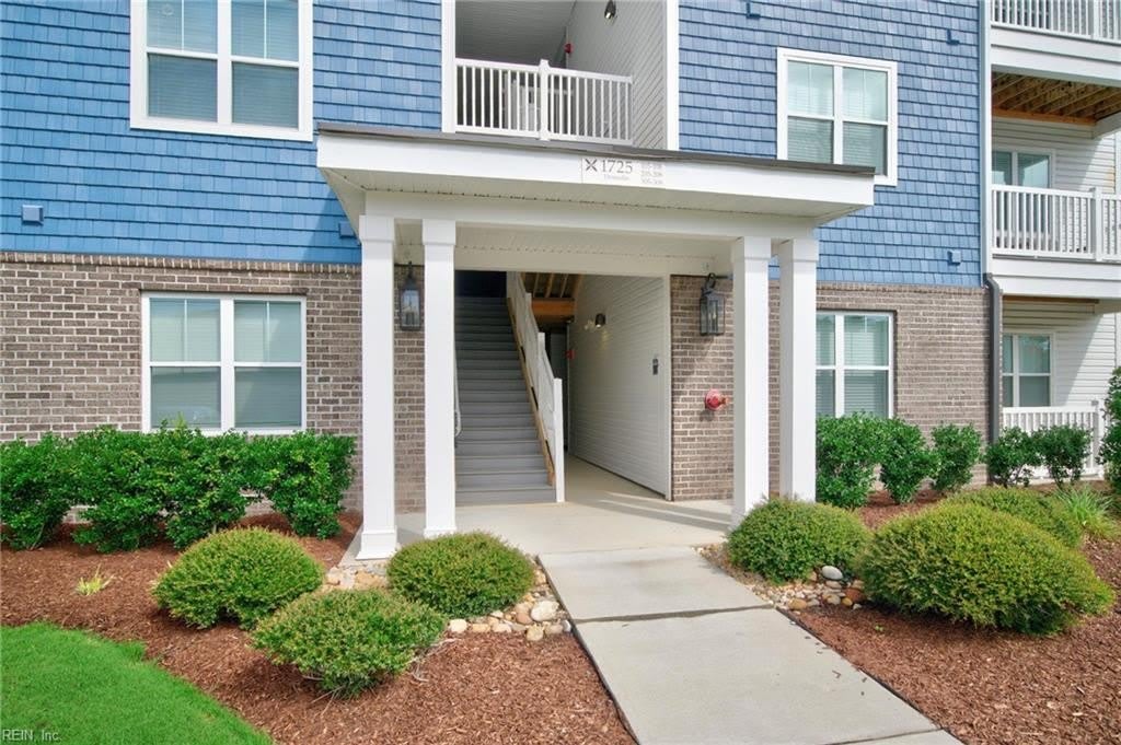 1725 Dromolin Drive – photo 3