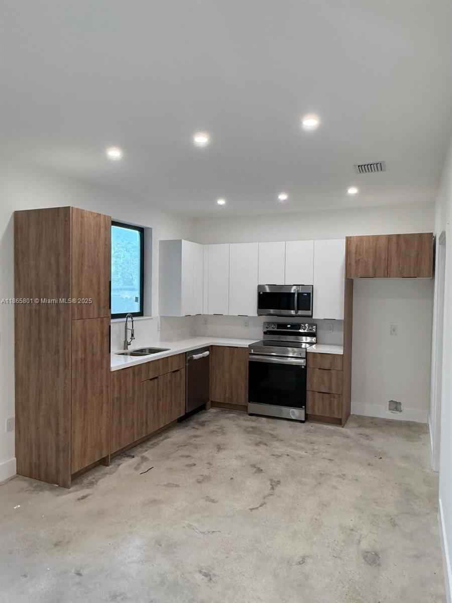 2242 Northwest 99th Terrace – photo 4