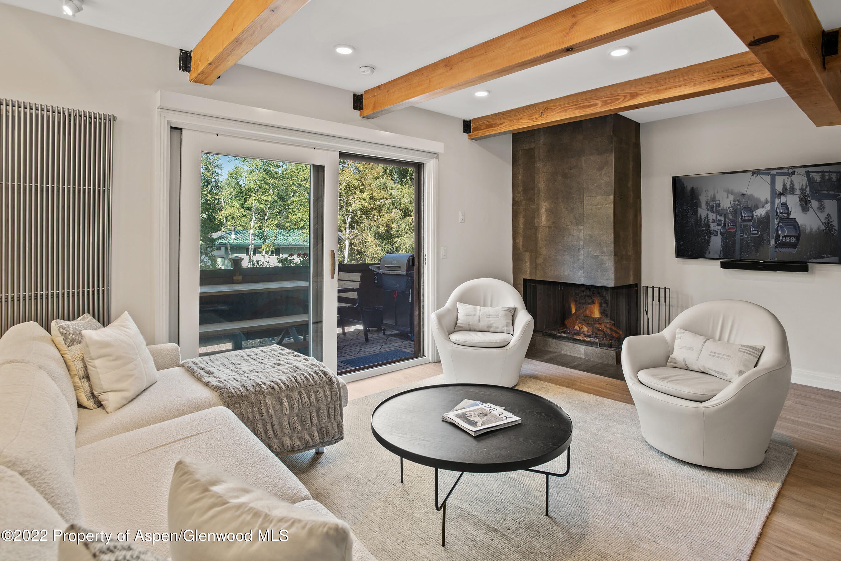 424 Park Circle – photo 1