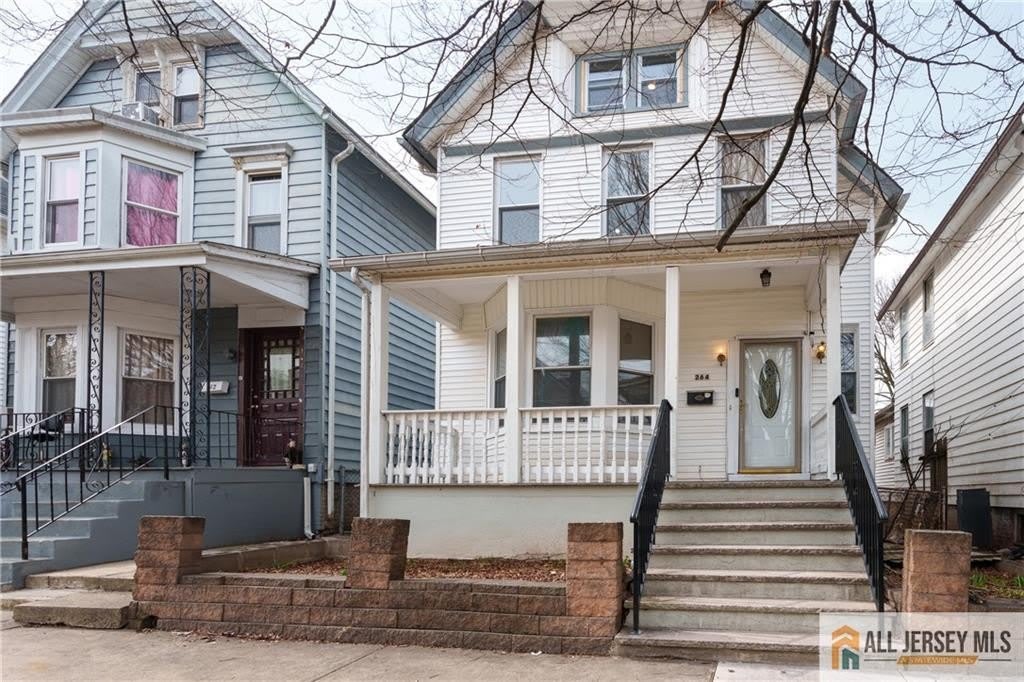 264 Seaman Street – photo 1