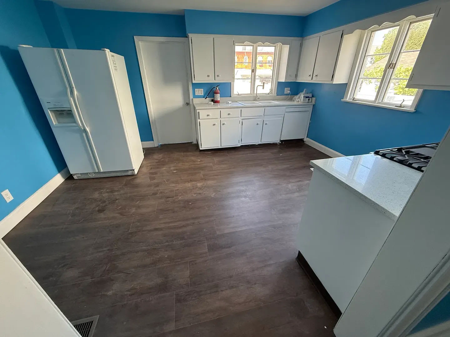 Welcome to 9 Church Street in the heart of Raritan, NJ! – photo 2