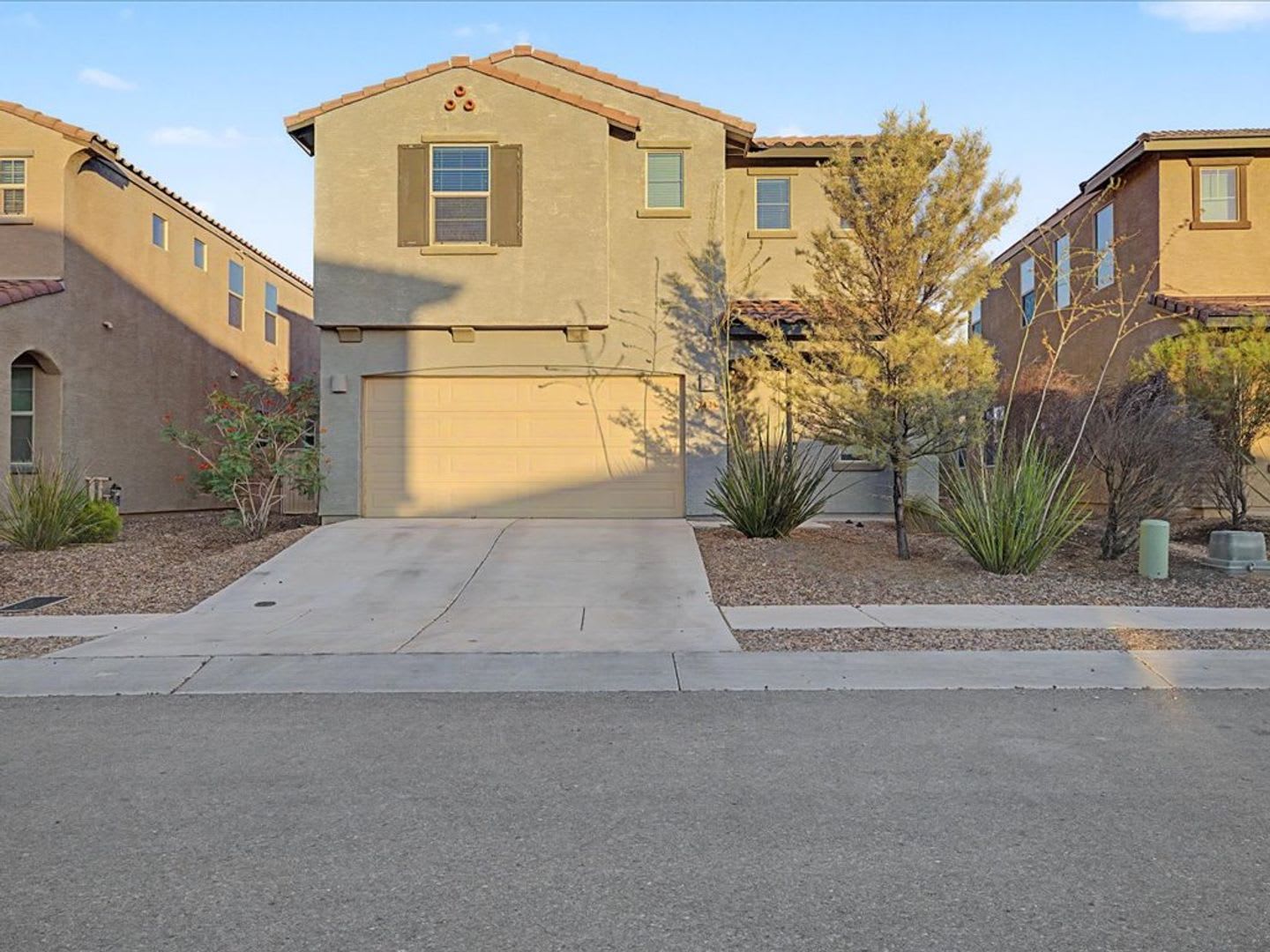 NOW ACCEPTING PETS! 4 Bedroom 2.5 Bathroom – photo 3