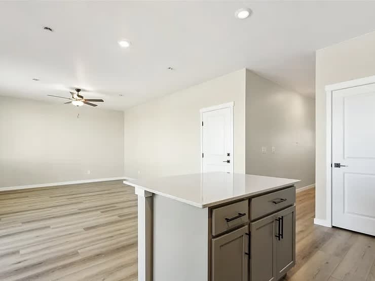 10525 Scranton Way – photo 4