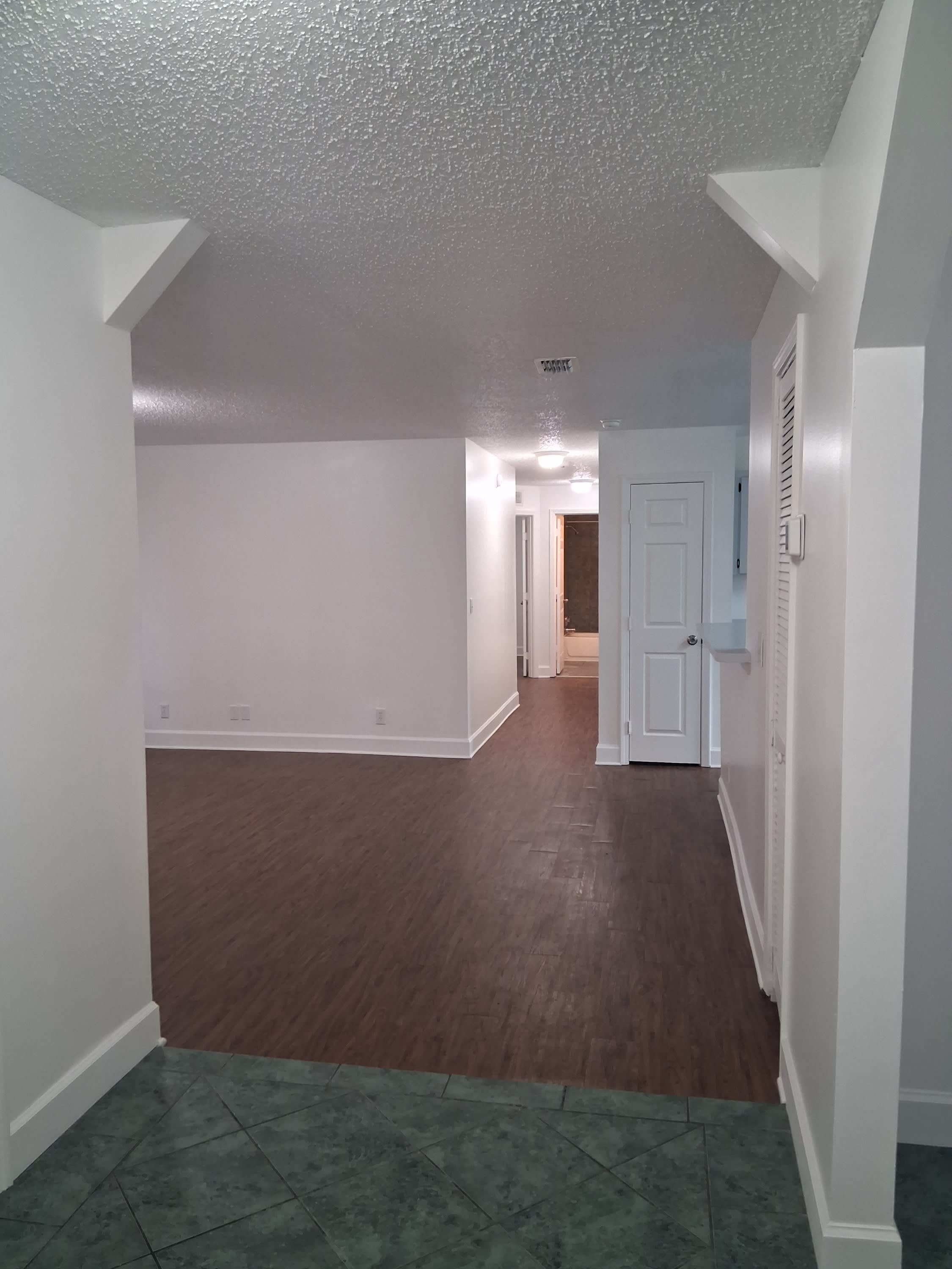 1744 West 28th Street – photo 5