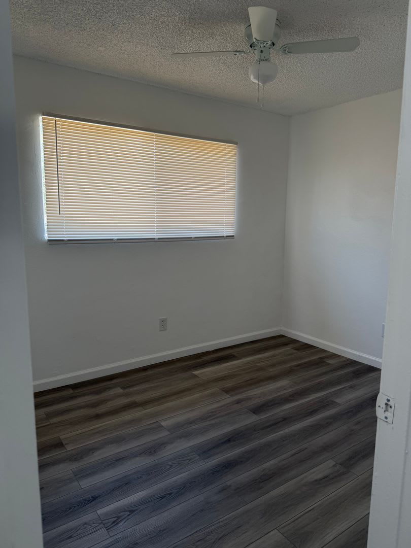 325 Amp 327 Dobrusky Dr – photo 4