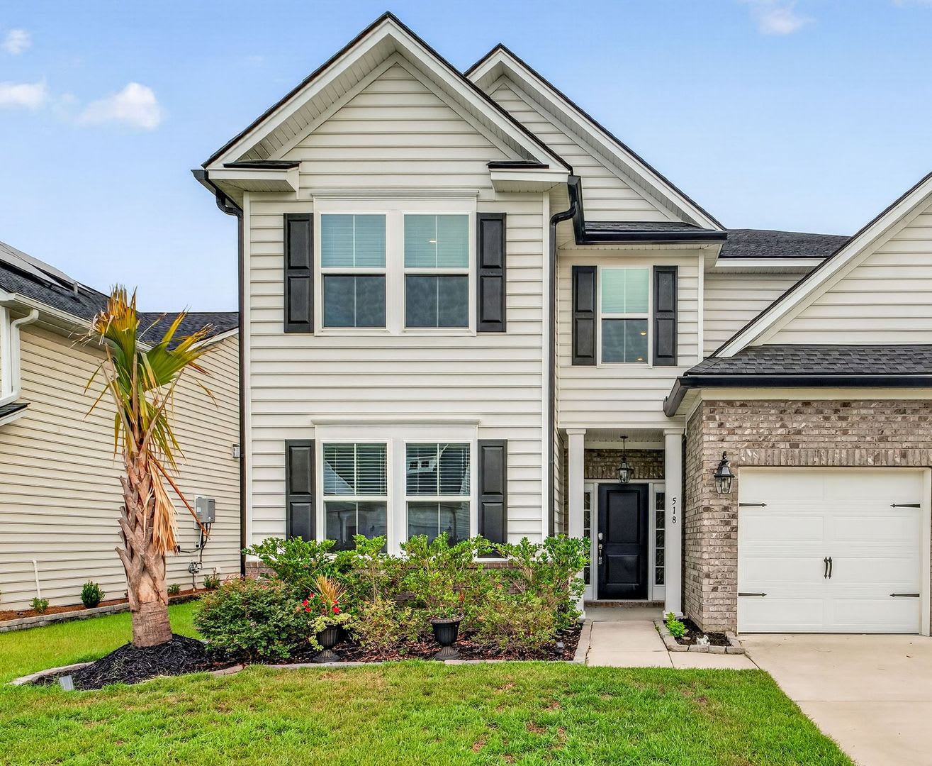 Modern Living in Summerville – photo 4