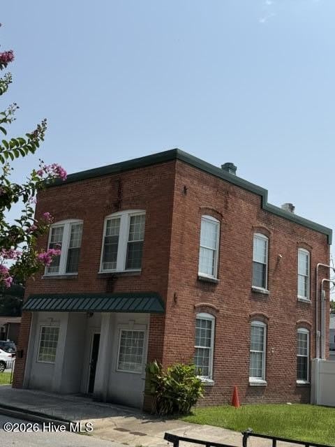 104 W James Street – photo 1