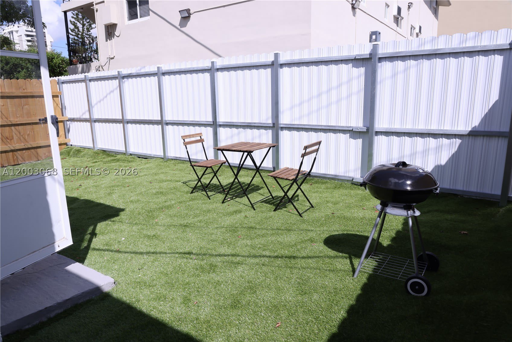 1109 SW 37th Ave – photo 4