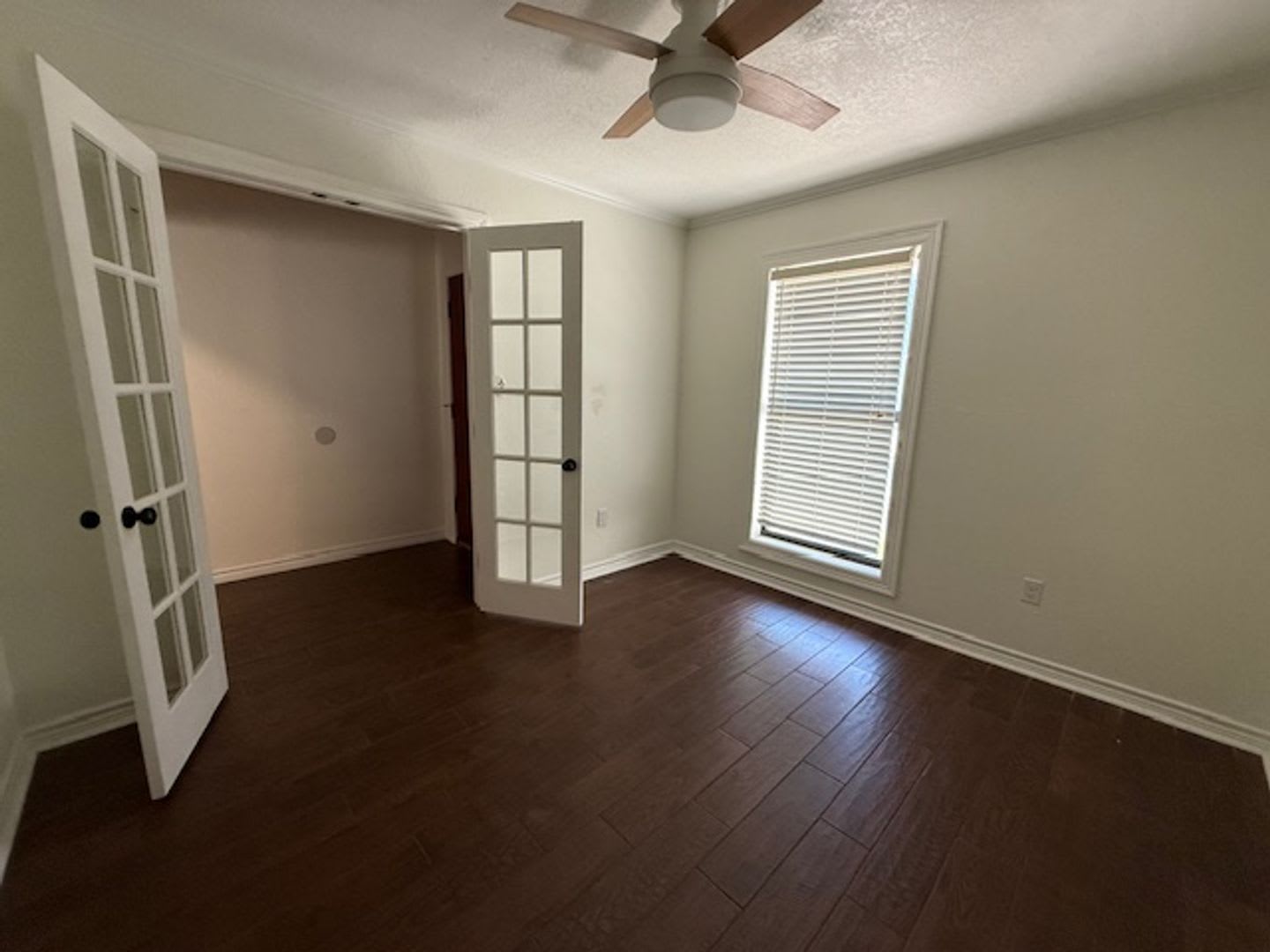 4608 Oak Knoll Street – photo 4
