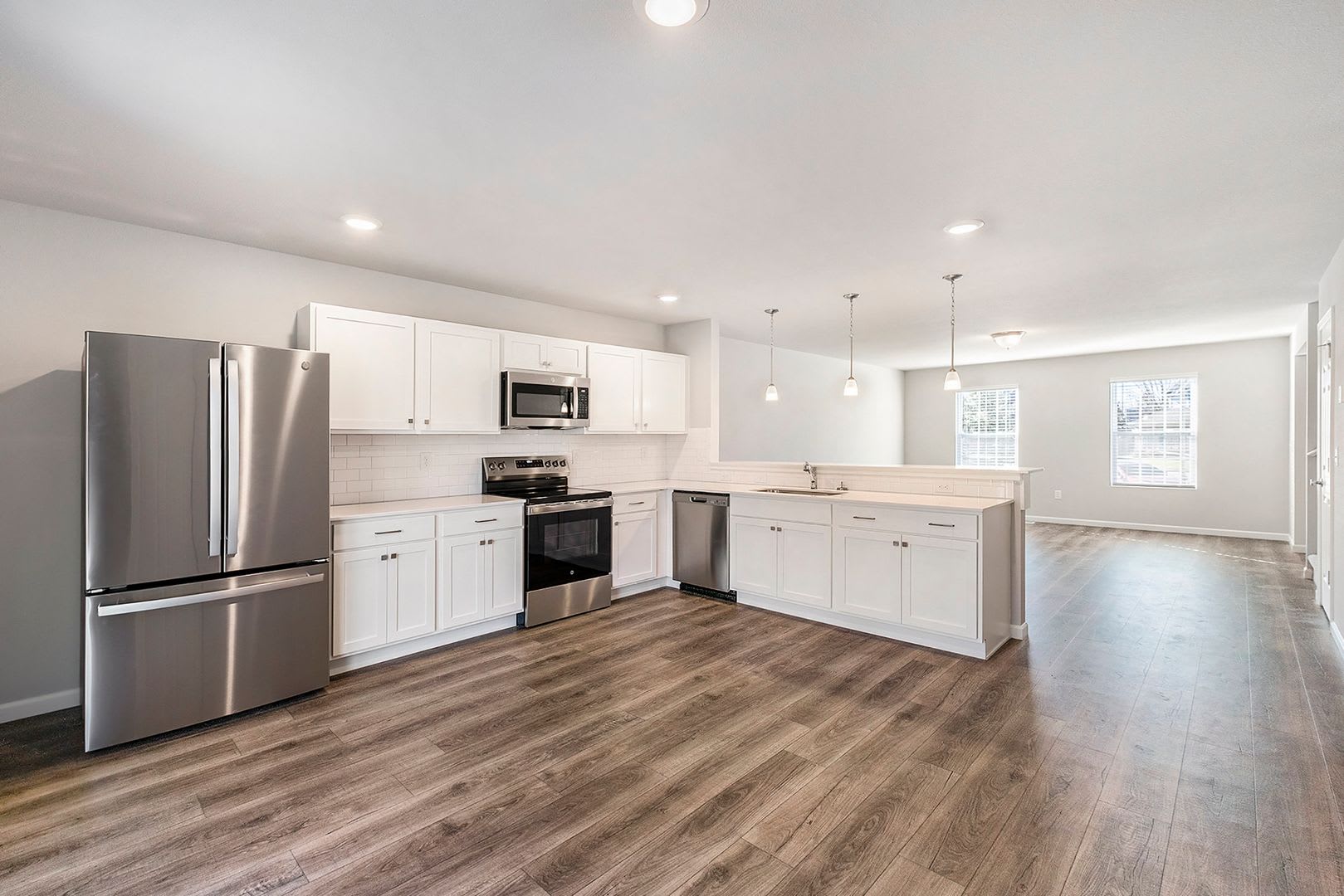7328 Montego Bay Street – photo 4