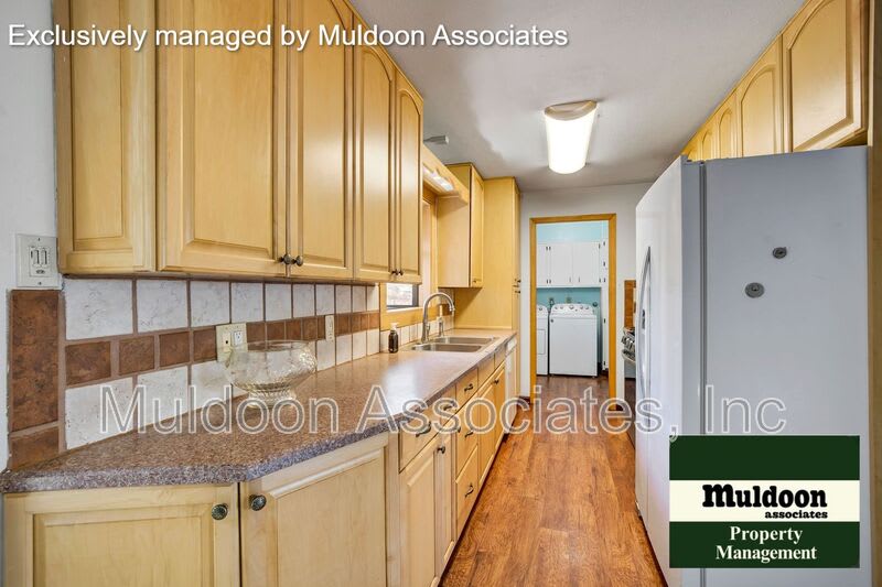 70 Caledonia Rd. – photo 3