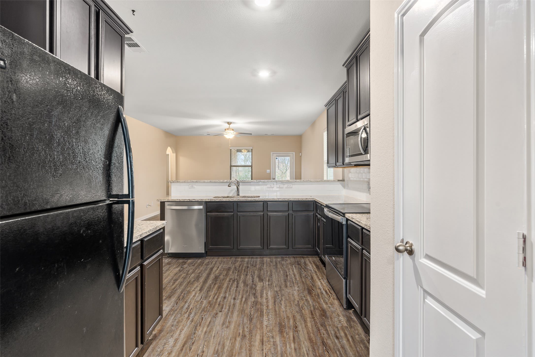 1431 Park Trails Boulevard – photo 5