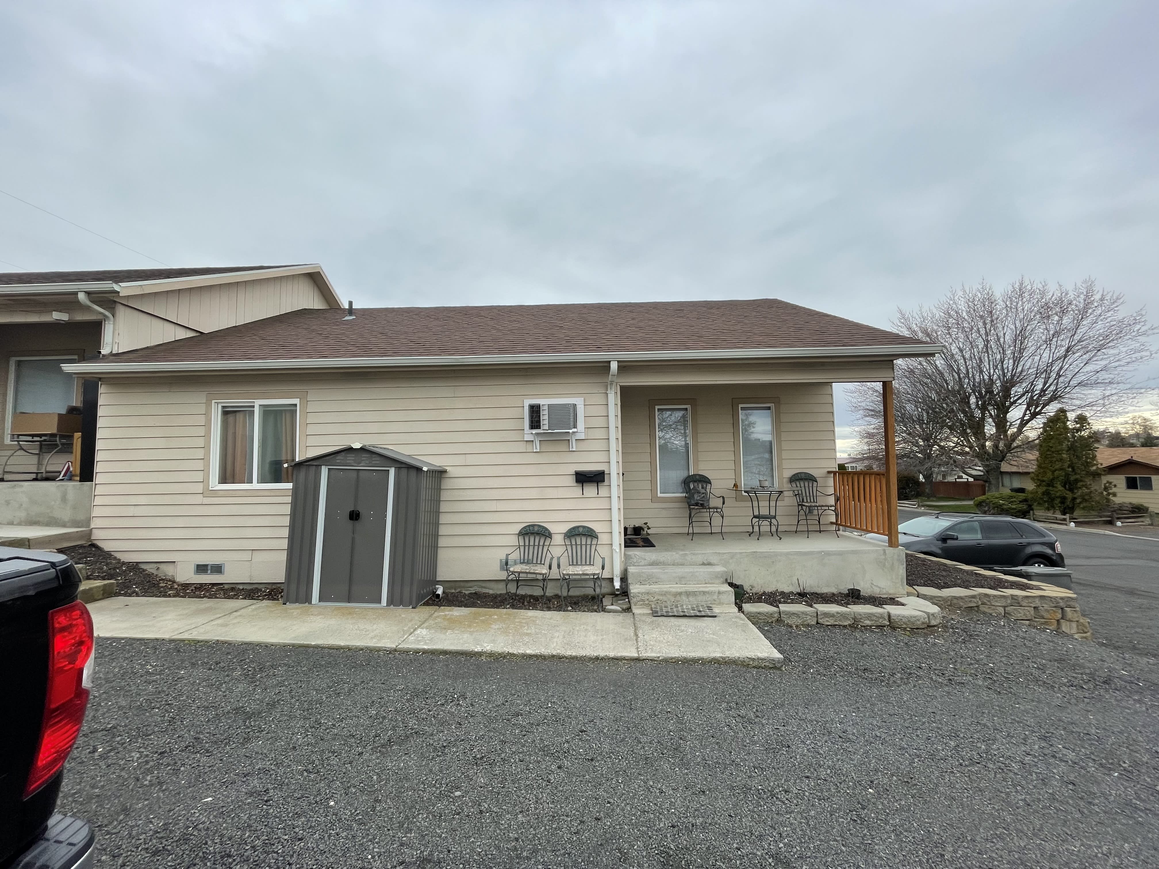 505 W 3rd Ave – photo 1
