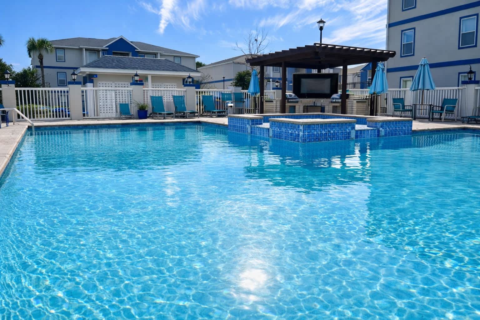 Grand Biscayne Apartments – photo 3