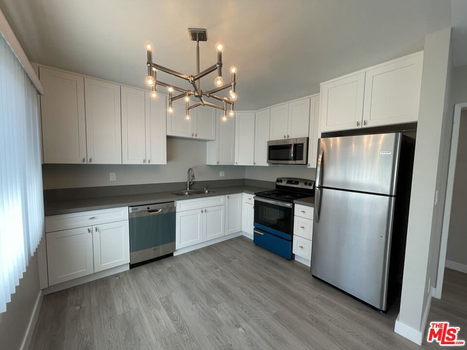 1830 Federal Ave – photo 2