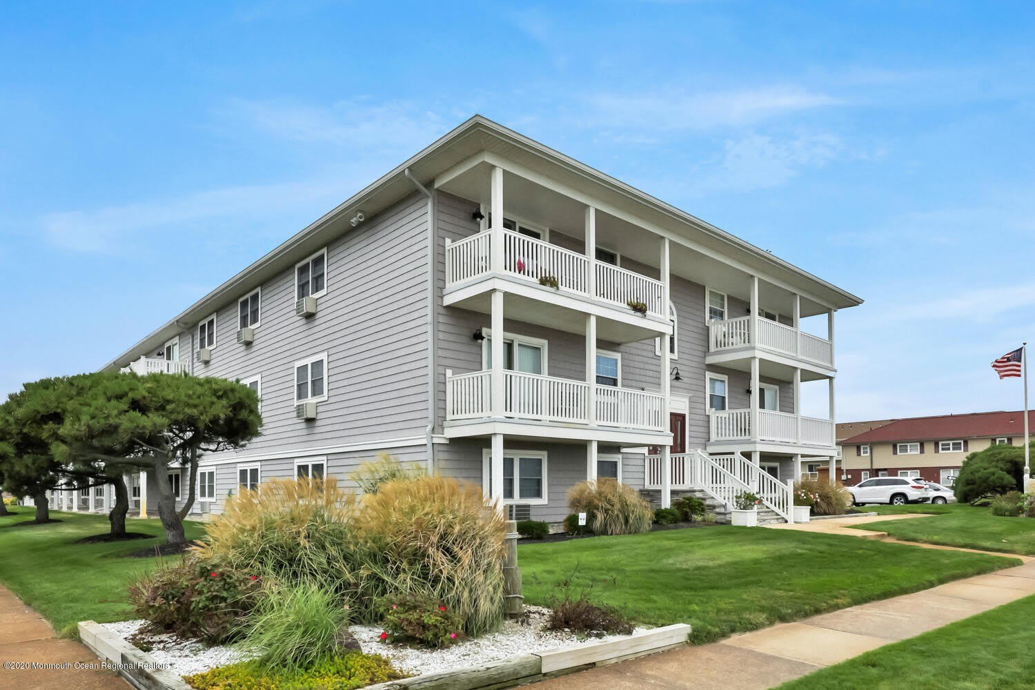 709 Ocean Avenue – photo 1