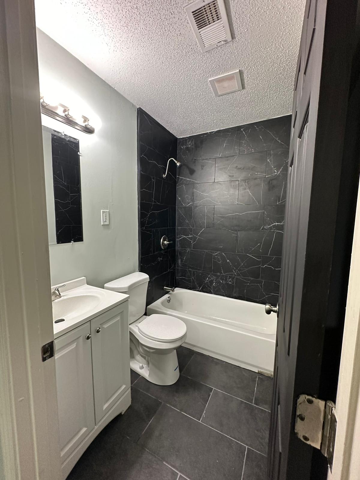 785 Dallas Street – photo 4