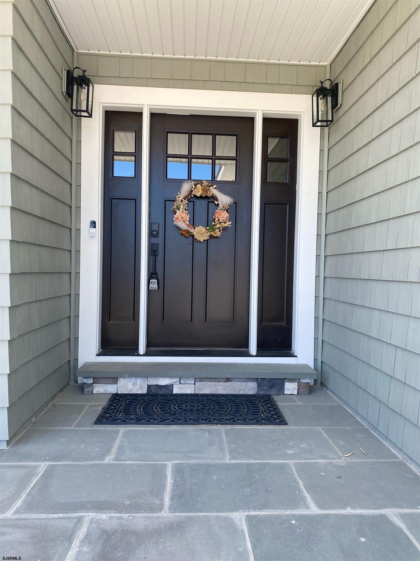 203 E Evans Blvd – photo 3