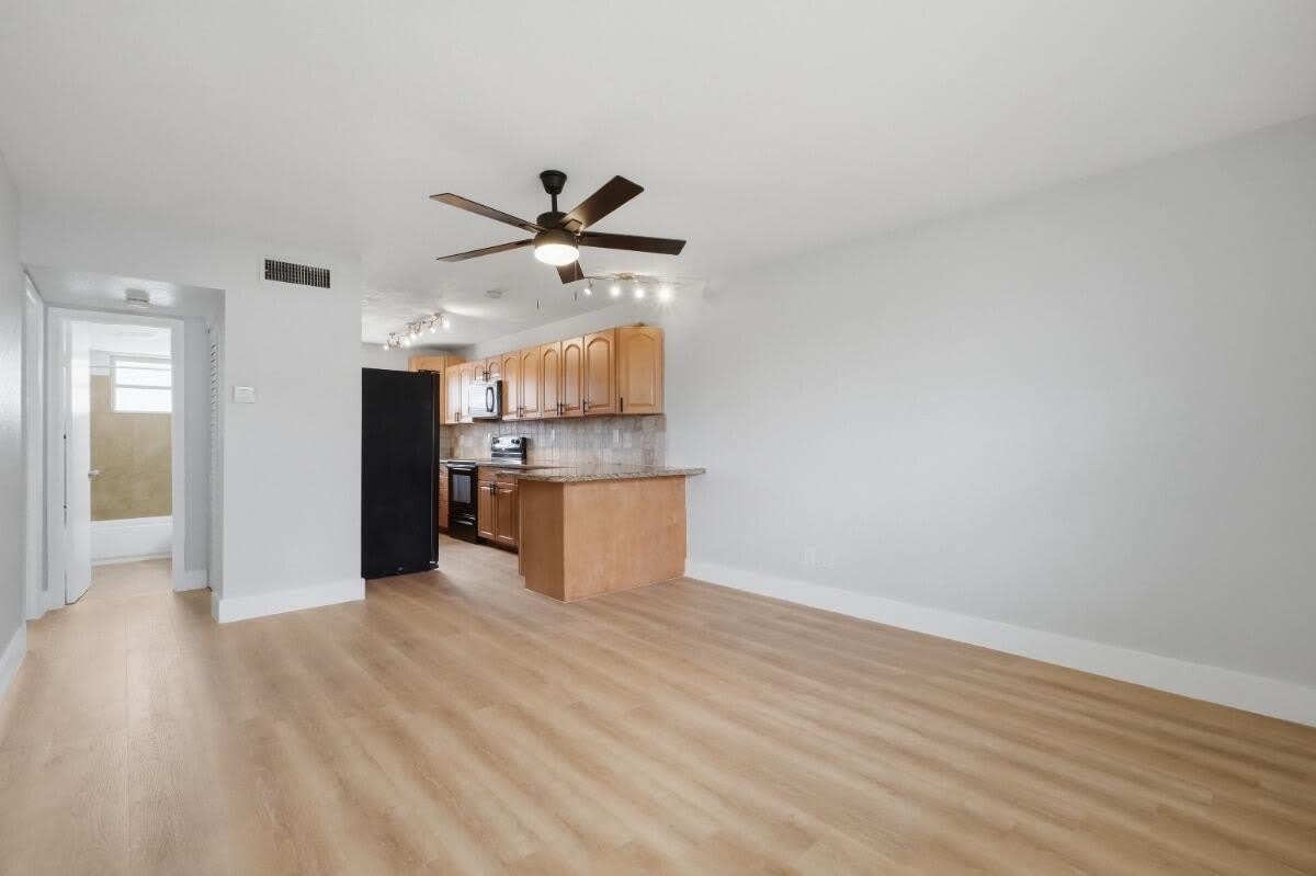 6191 SW 37TH Street – photo 2