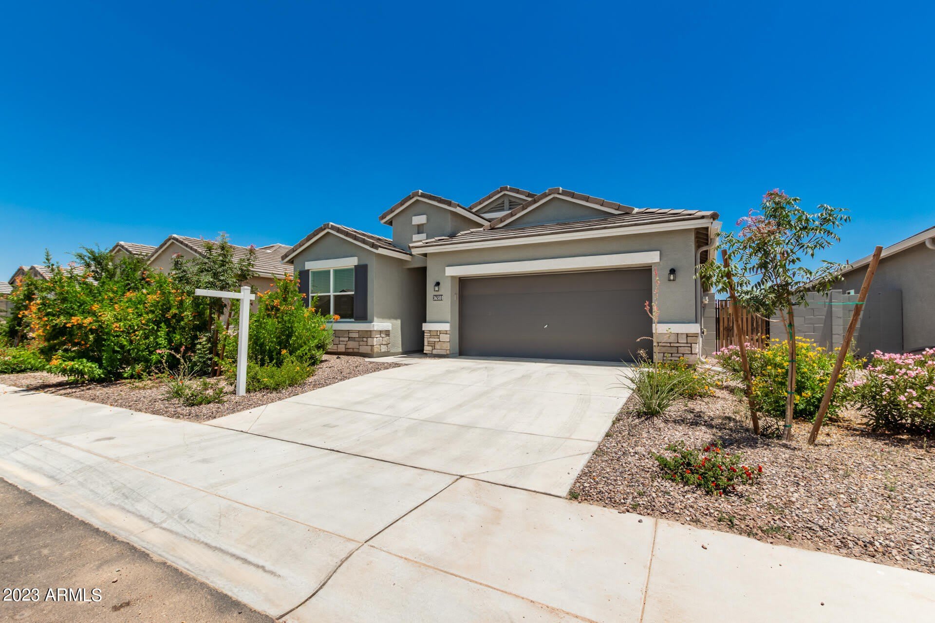36501 N SENEPOL Street – photo 5