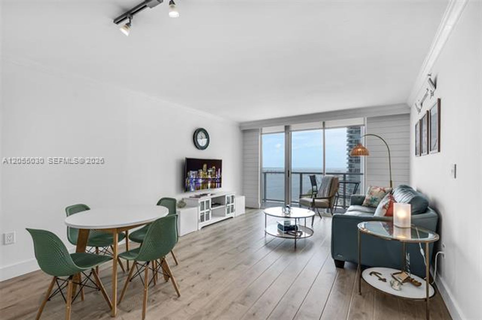 1155 Brickell Bay Dr cu-2007, Miami, FL 33131 – photo 4