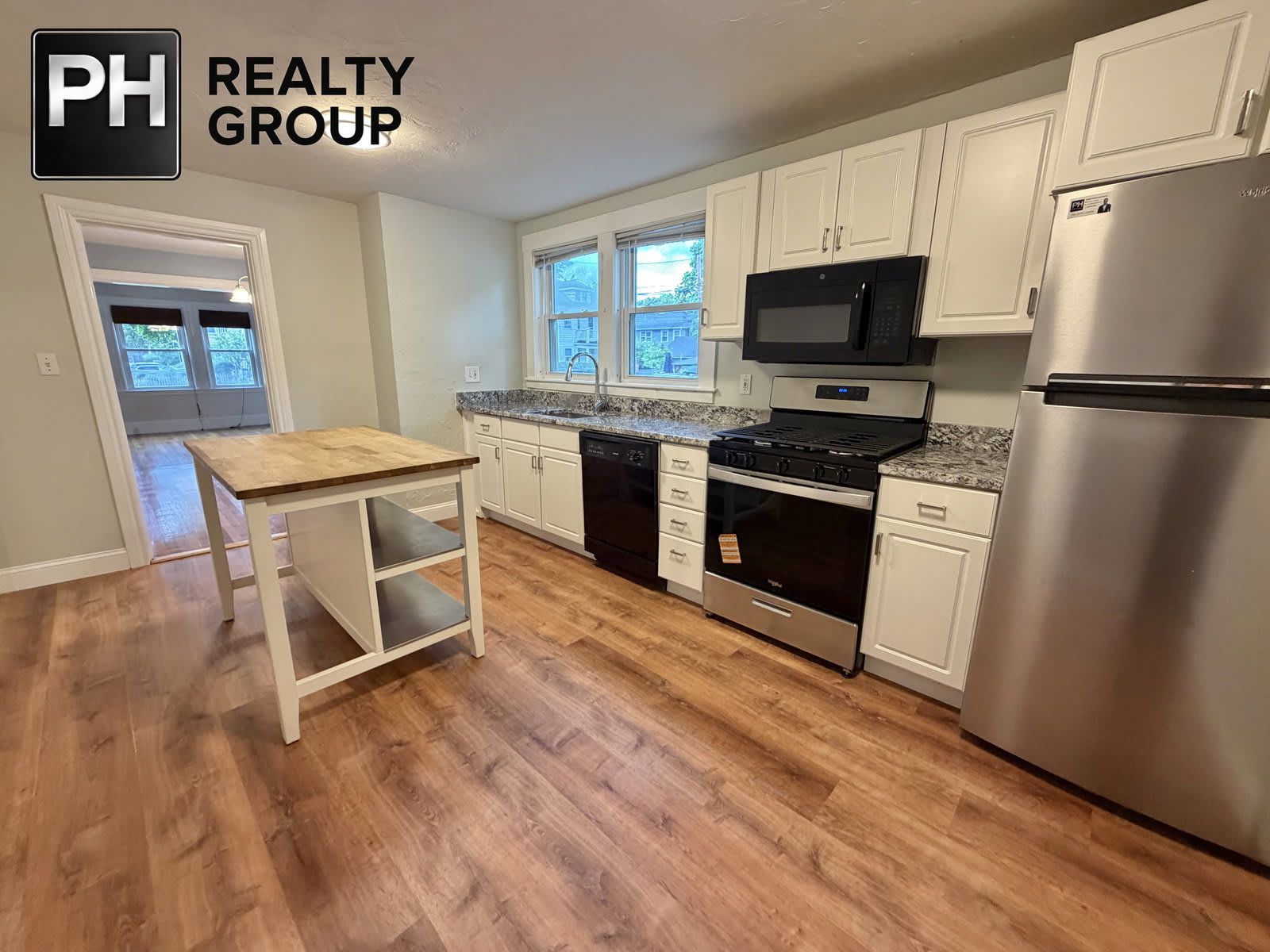61 Newell Road – photo 2