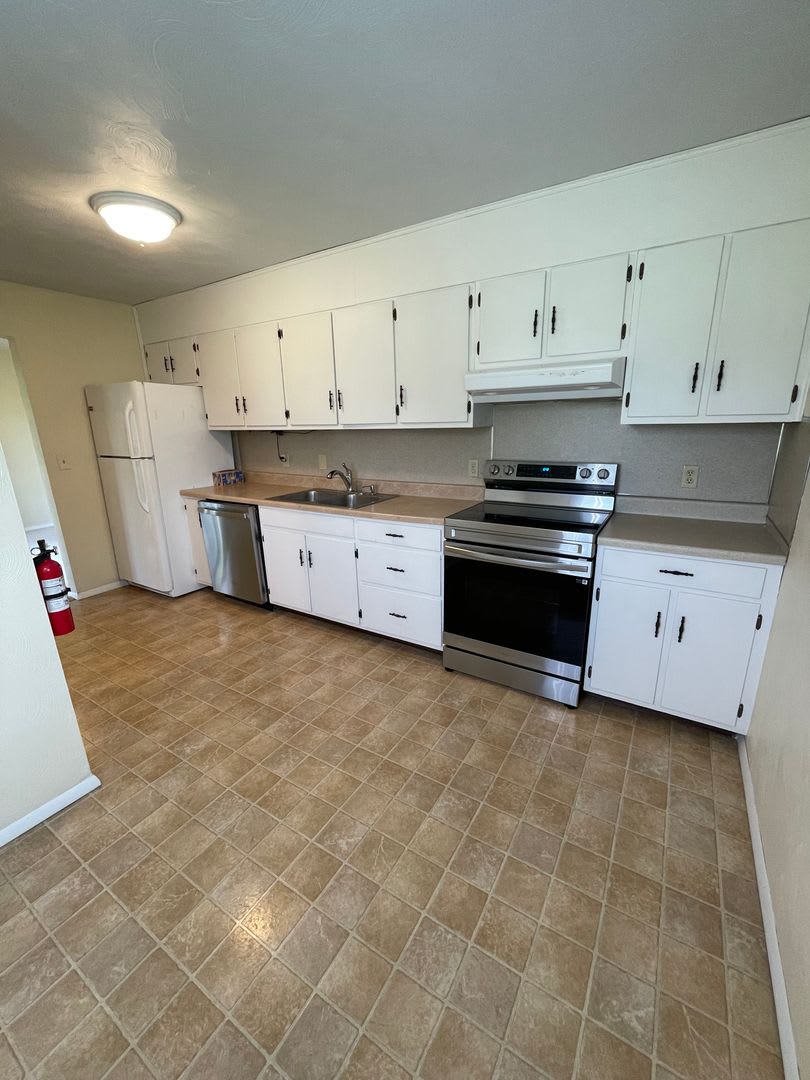 704 Torrey – photo 2