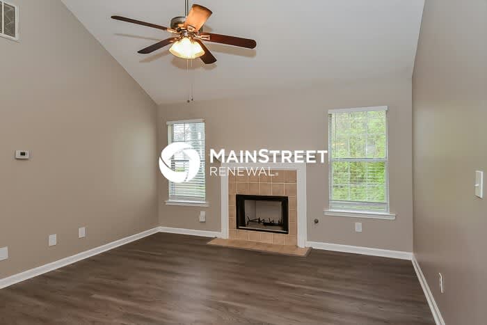 1367 Camrose Court – photo 2