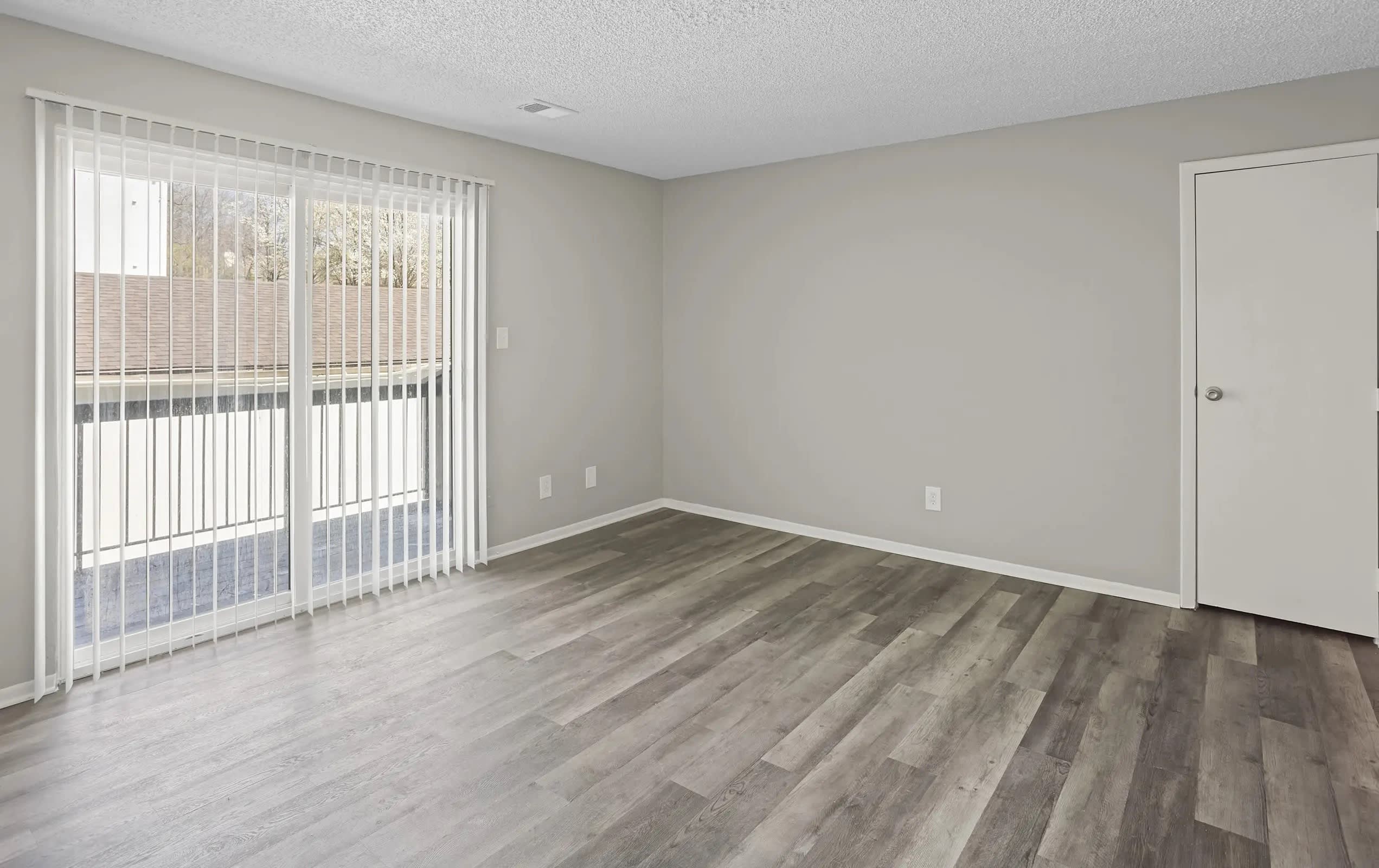 Riverside View Apartments – photo 3