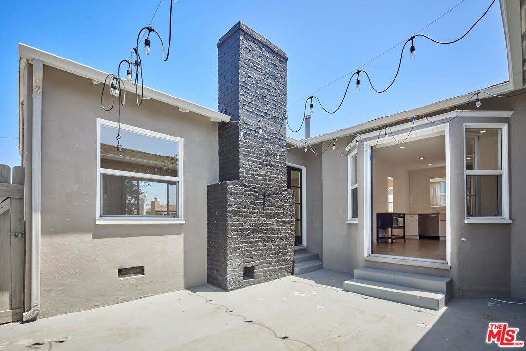 2904 W 81st St – photo 4