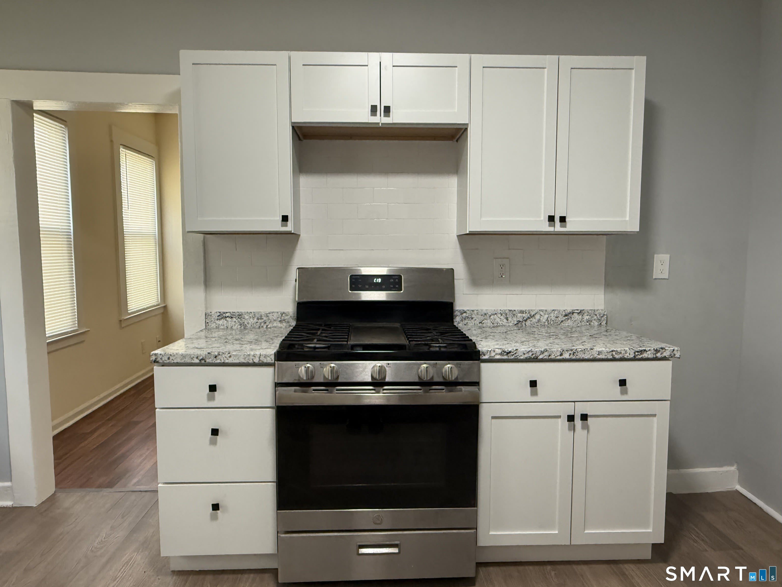 51 Gilbert Street – photo 4