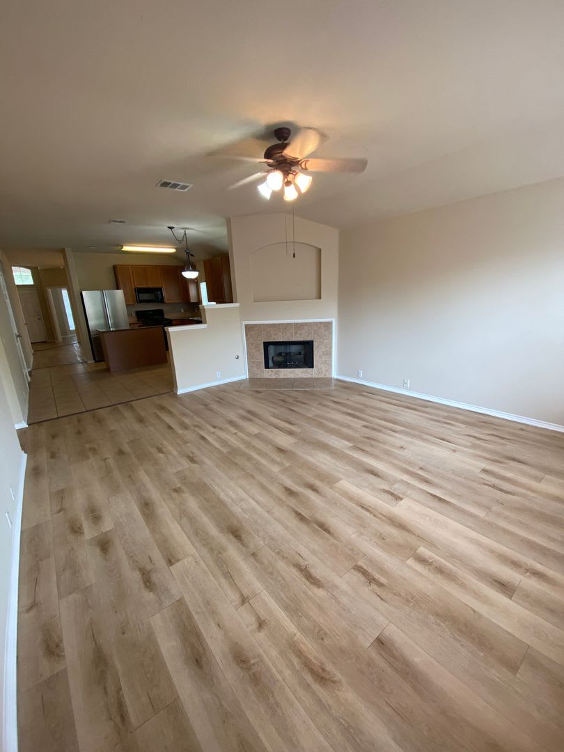 4 Bed In Beautiful Round Rock Tx – photo 4