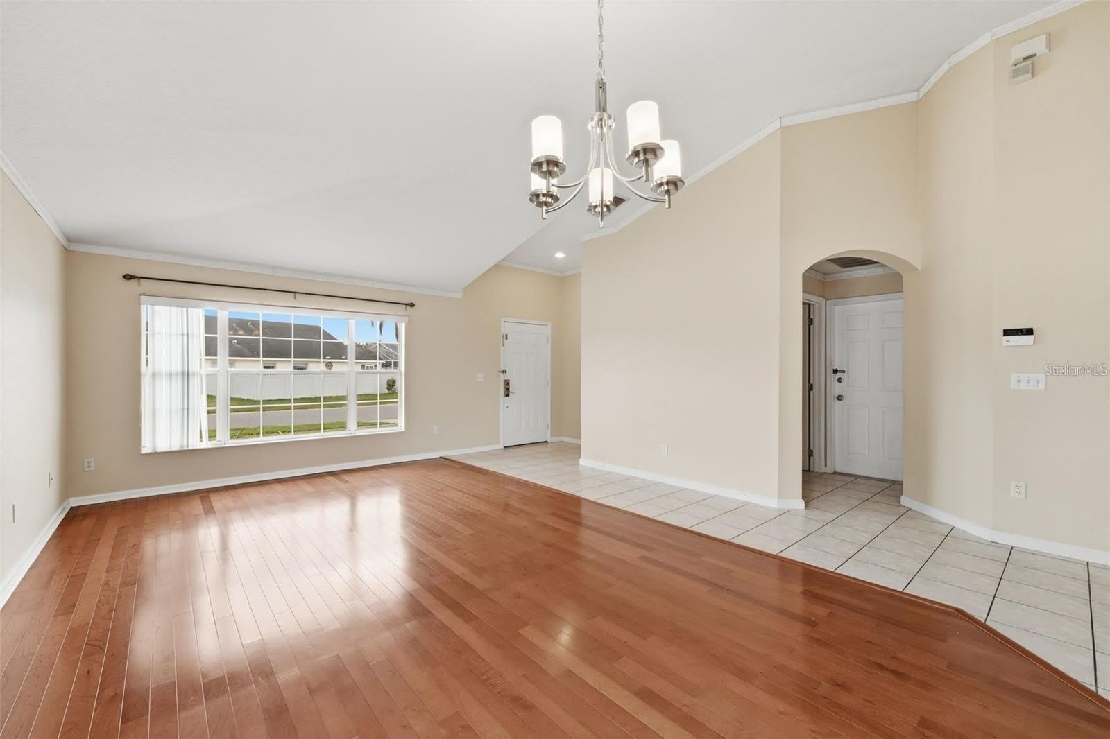 2819 MAGUIRE Drive – photo 4
