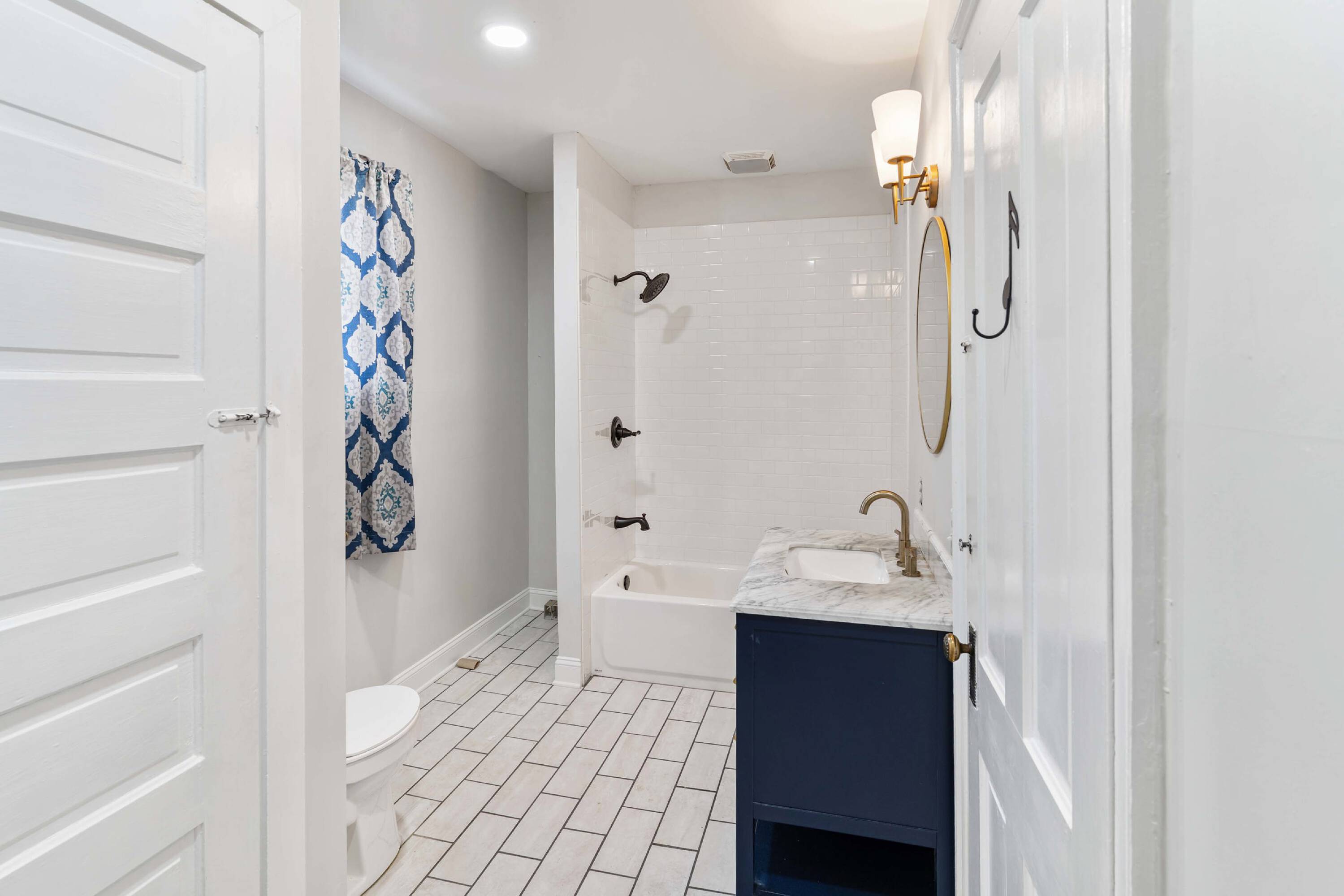 2054 Walton Wy – photo 4
