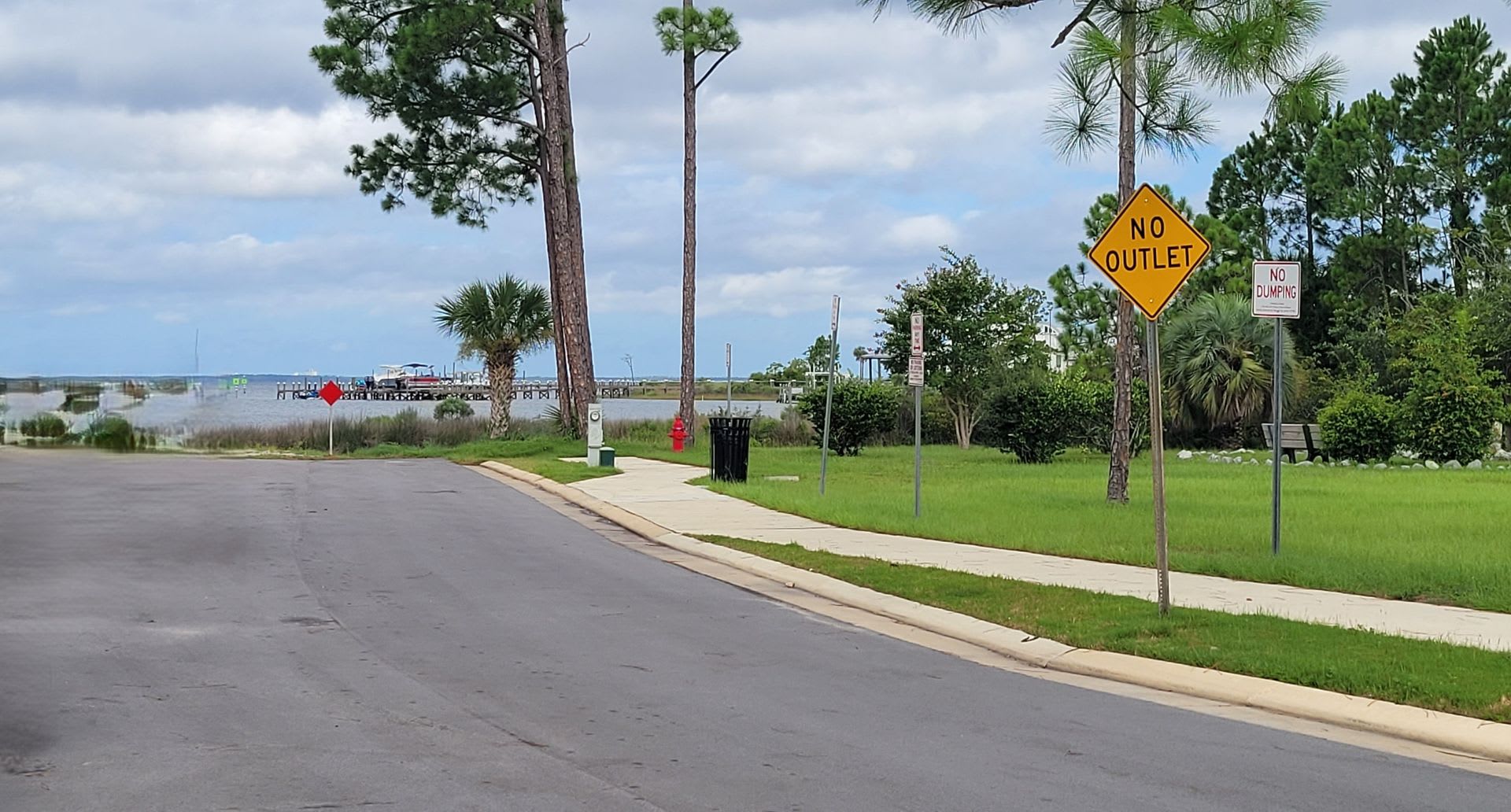 Venetian Villa 2 Bedroom 2 Bath 2 Car Garage w/Waterview! – photo 2