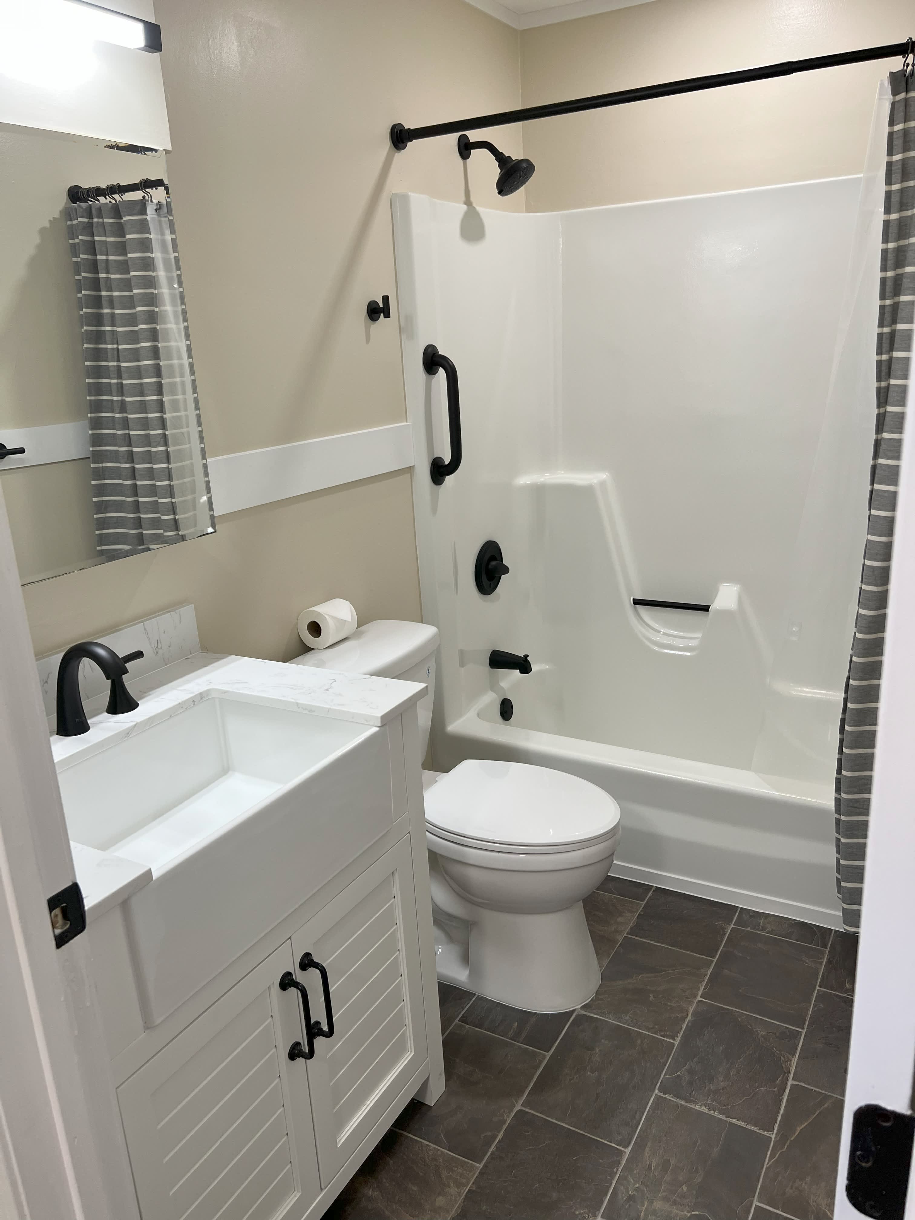8 Northbrook Dr – photo 4