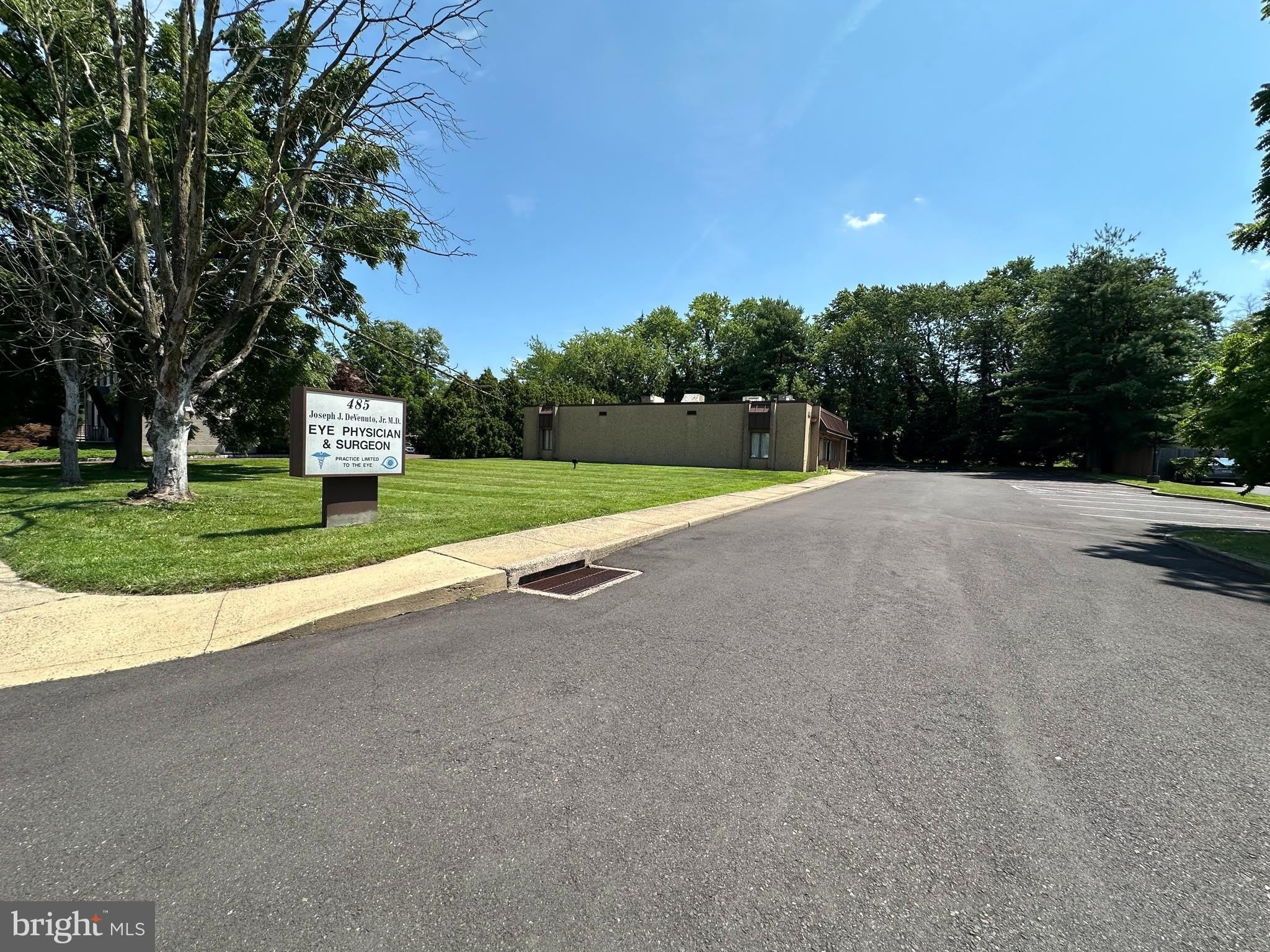 485 N MAIN Street N – photo 1