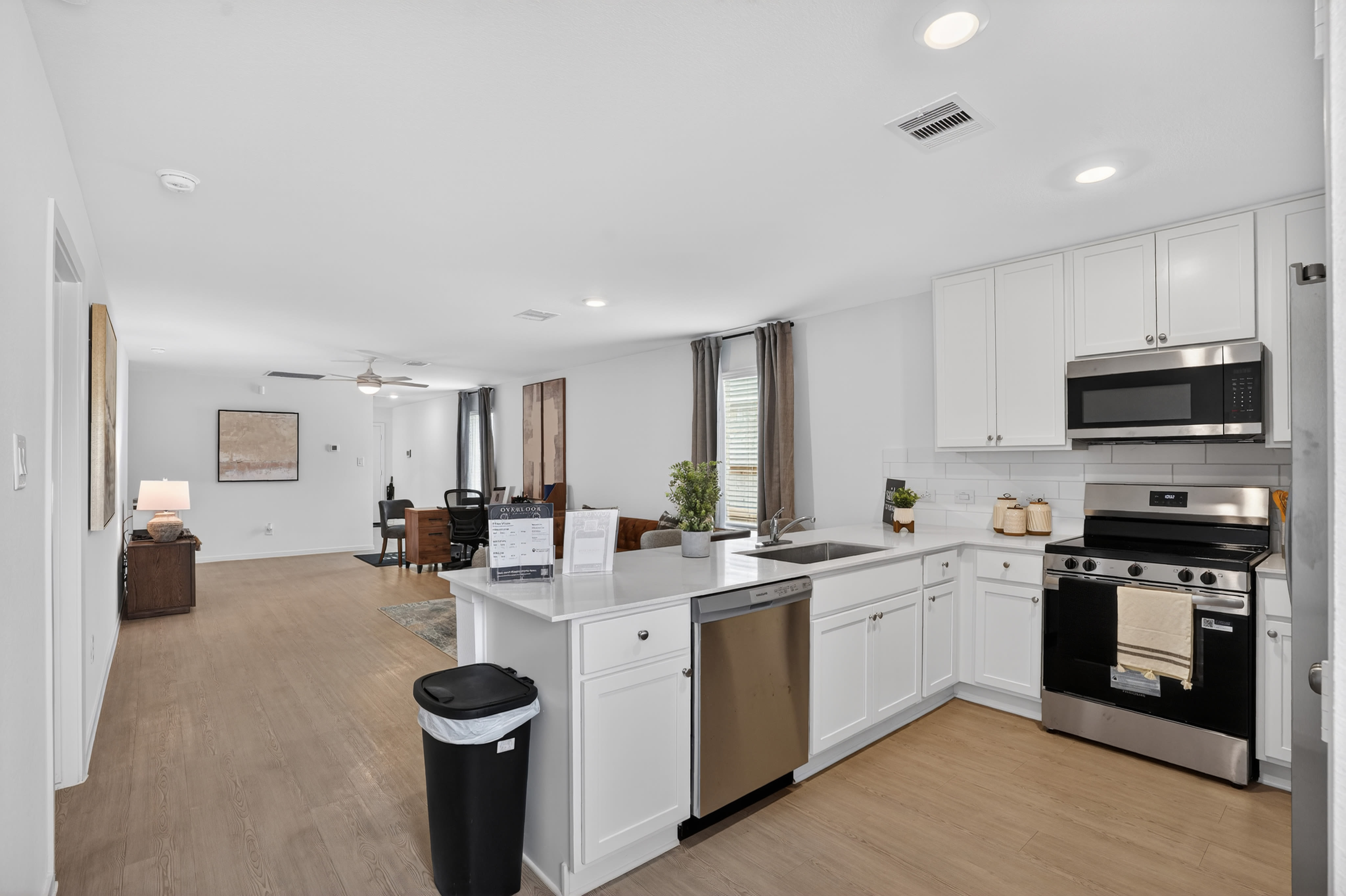 Overlook at Fairwater Rental Homes – photo 5
