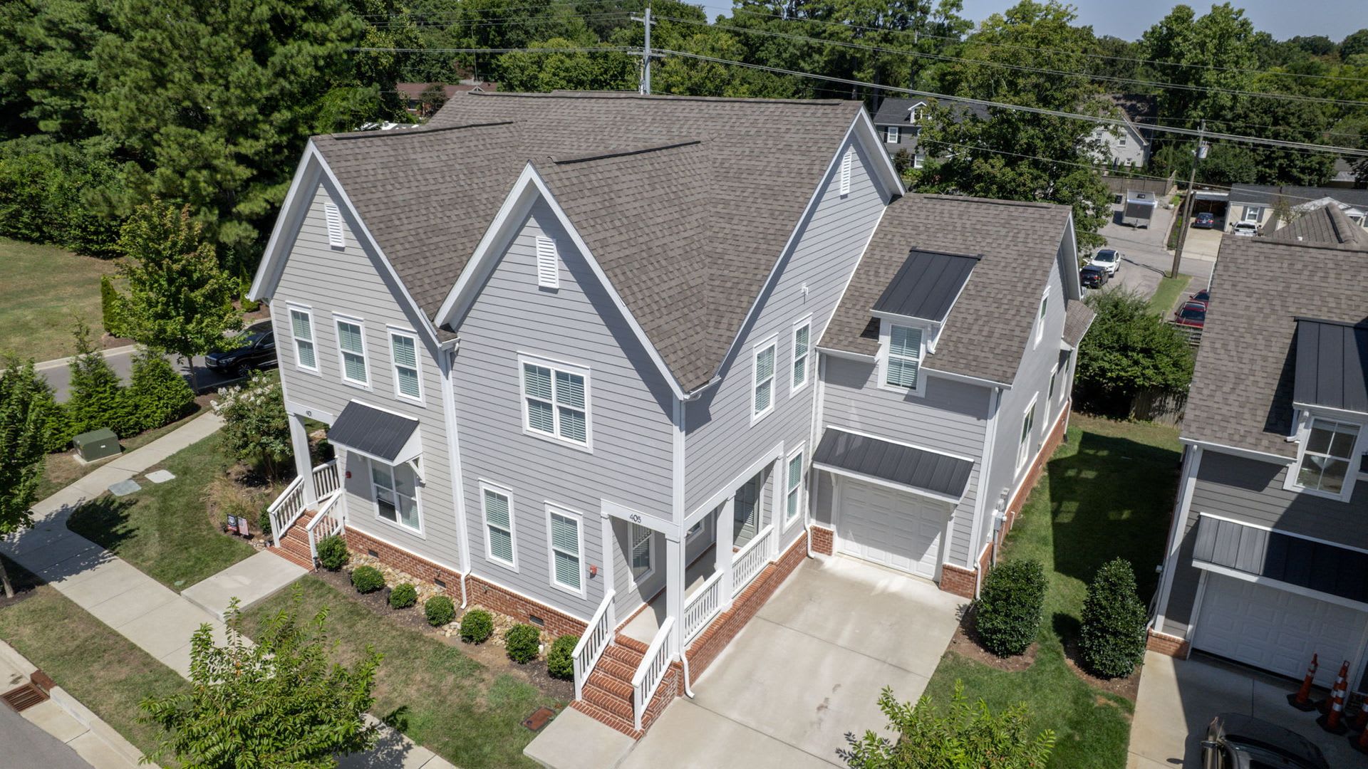 New 3 2 5 Townhome In Downtown Franklin Tn Pet Friendly – photo 1