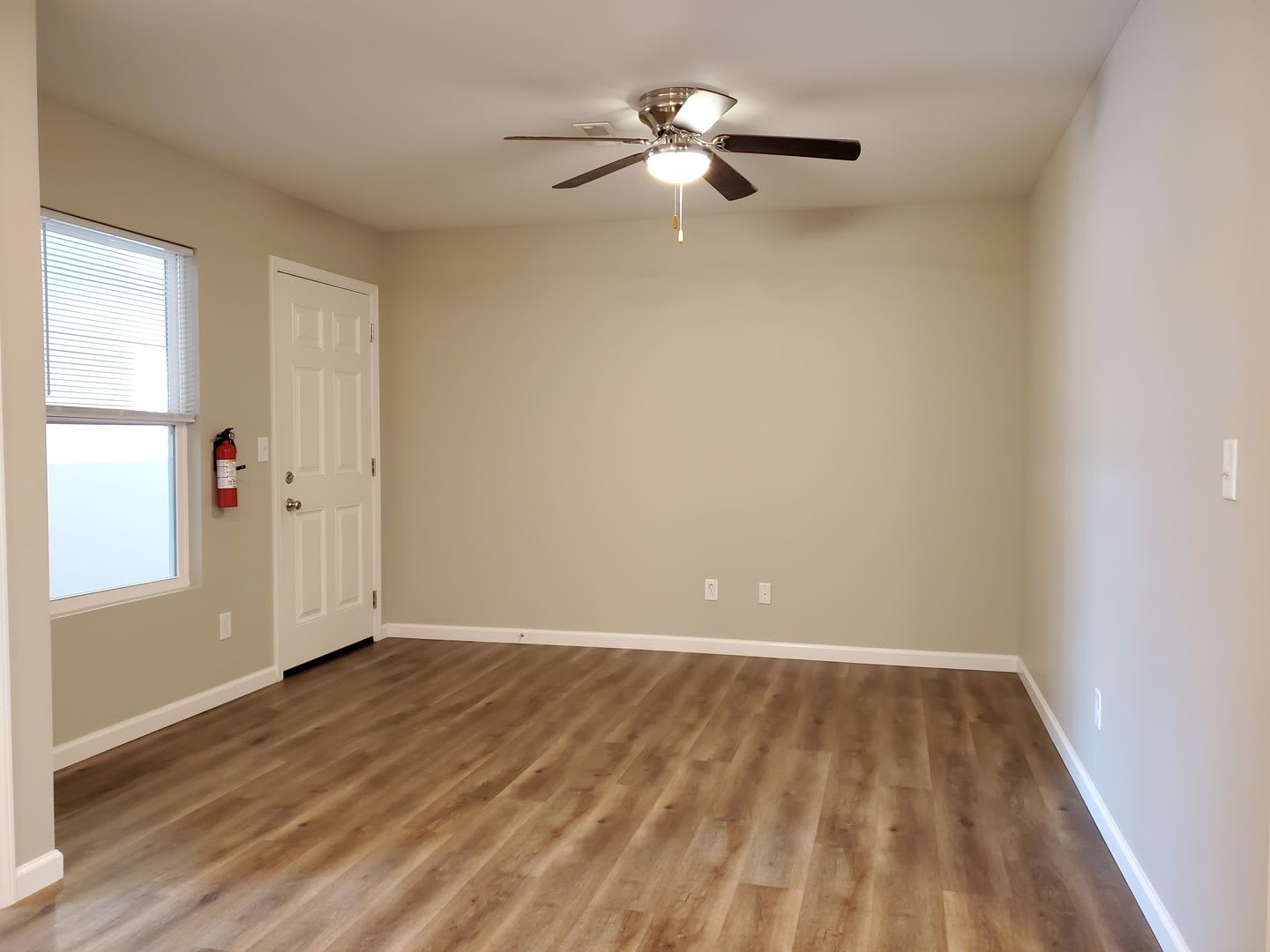3 bedroom 1 bath apartment located in Jackson, MO – photo 3